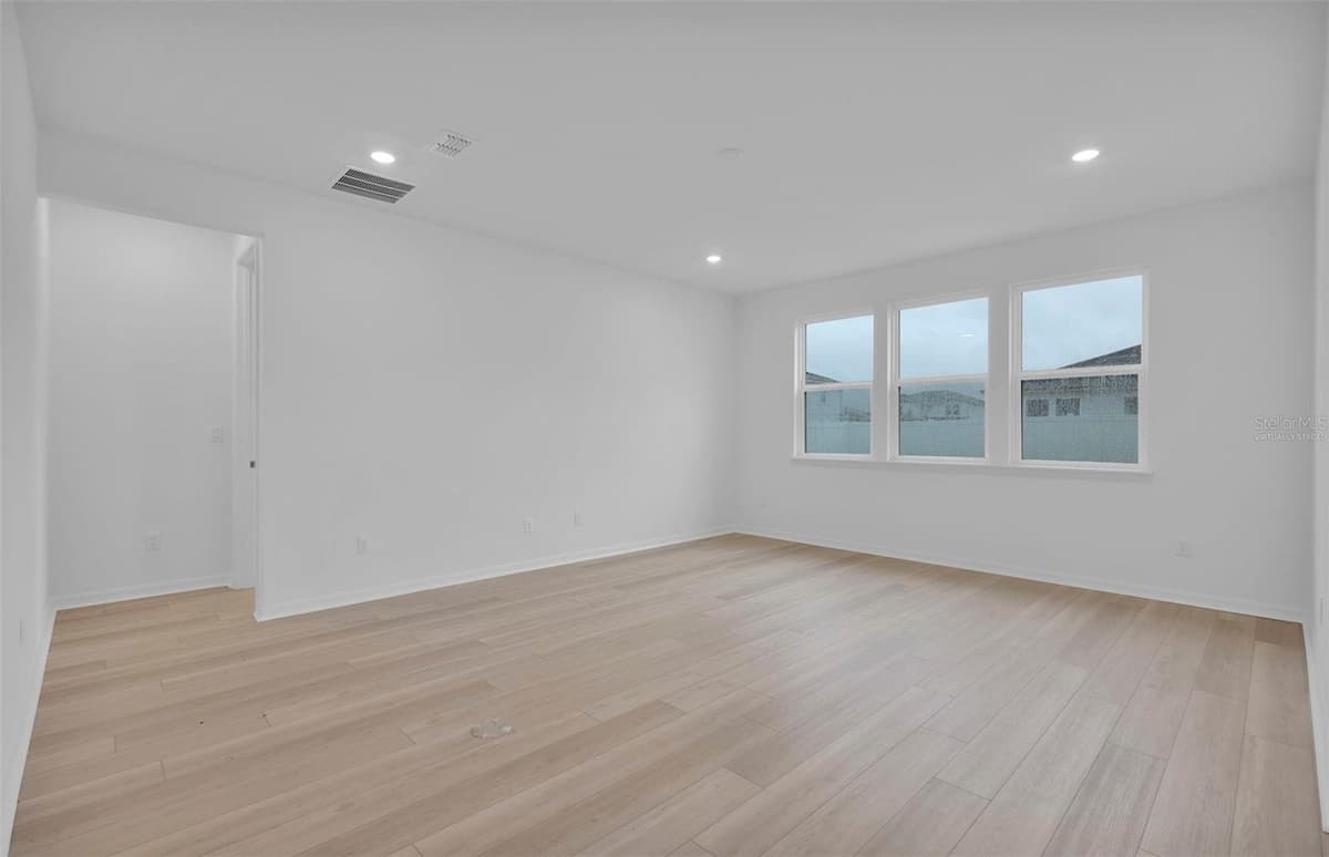 83 LAKE MANATEE DRIVE — photo 17 of 37