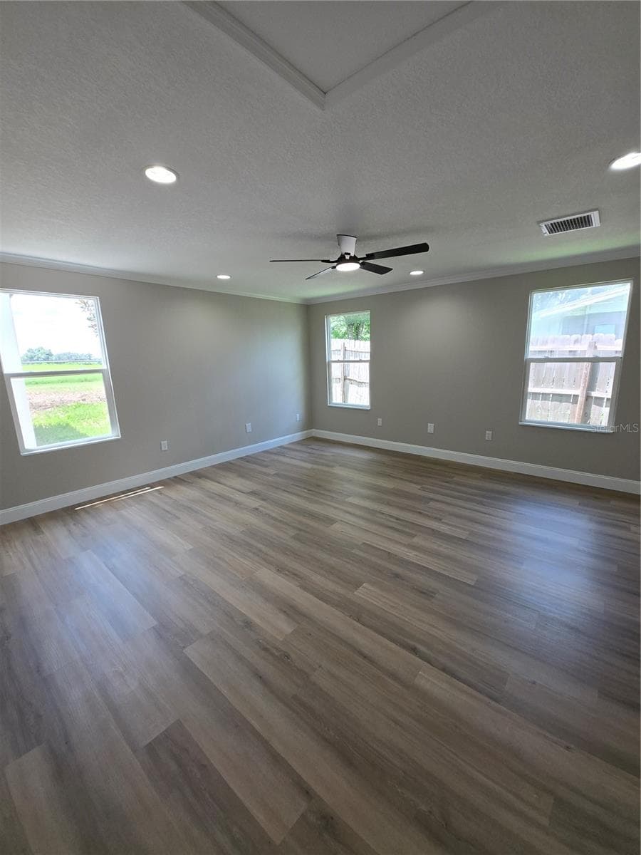 37406 VISTA DRIVE — photo 6 of 16