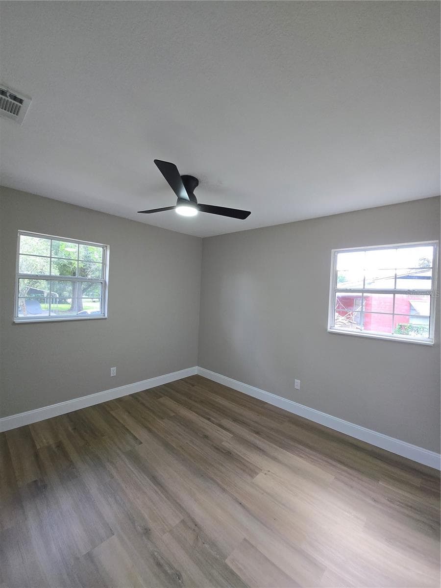 37406 VISTA DRIVE — photo 9 of 16