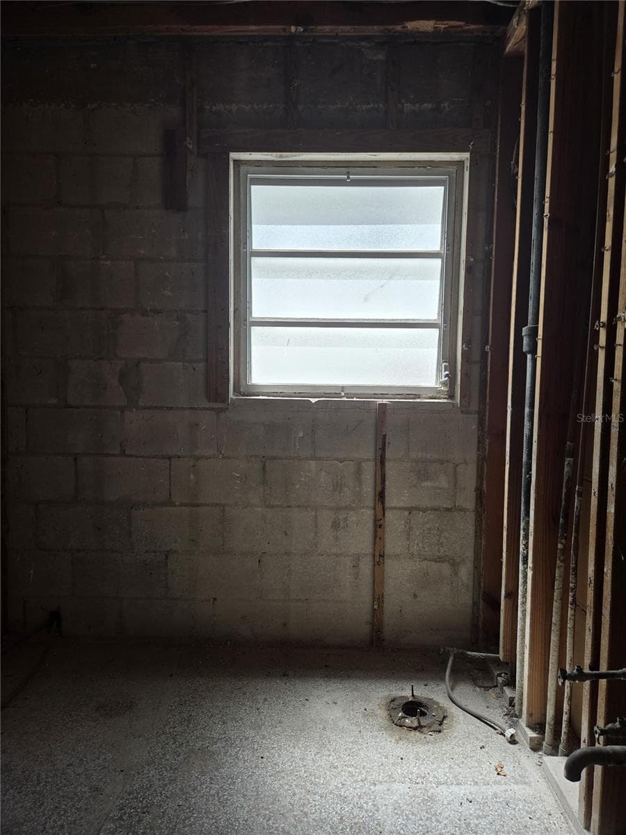 1216 FRANKLIN CIRCLE — photo 14 of 16