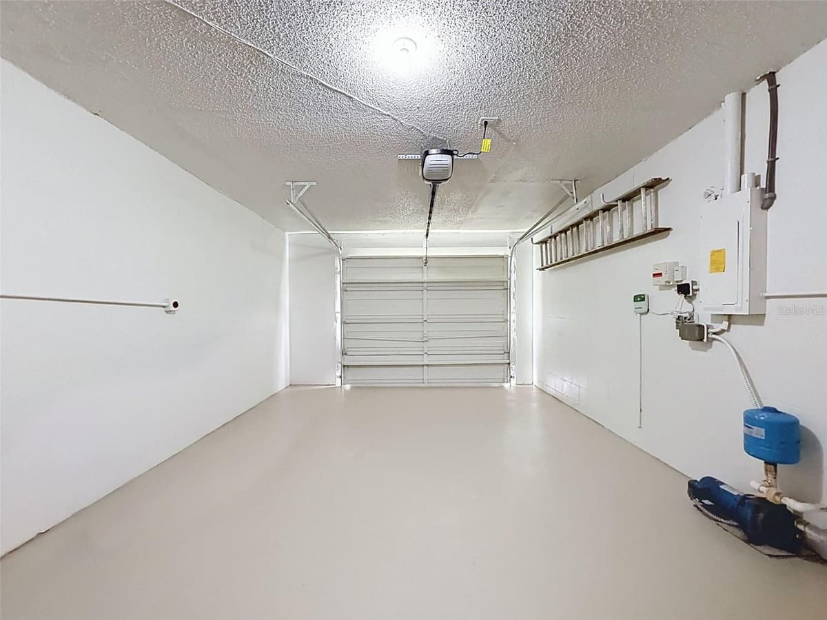 10819 LOS SANTOS DR — photo 21 of 22
