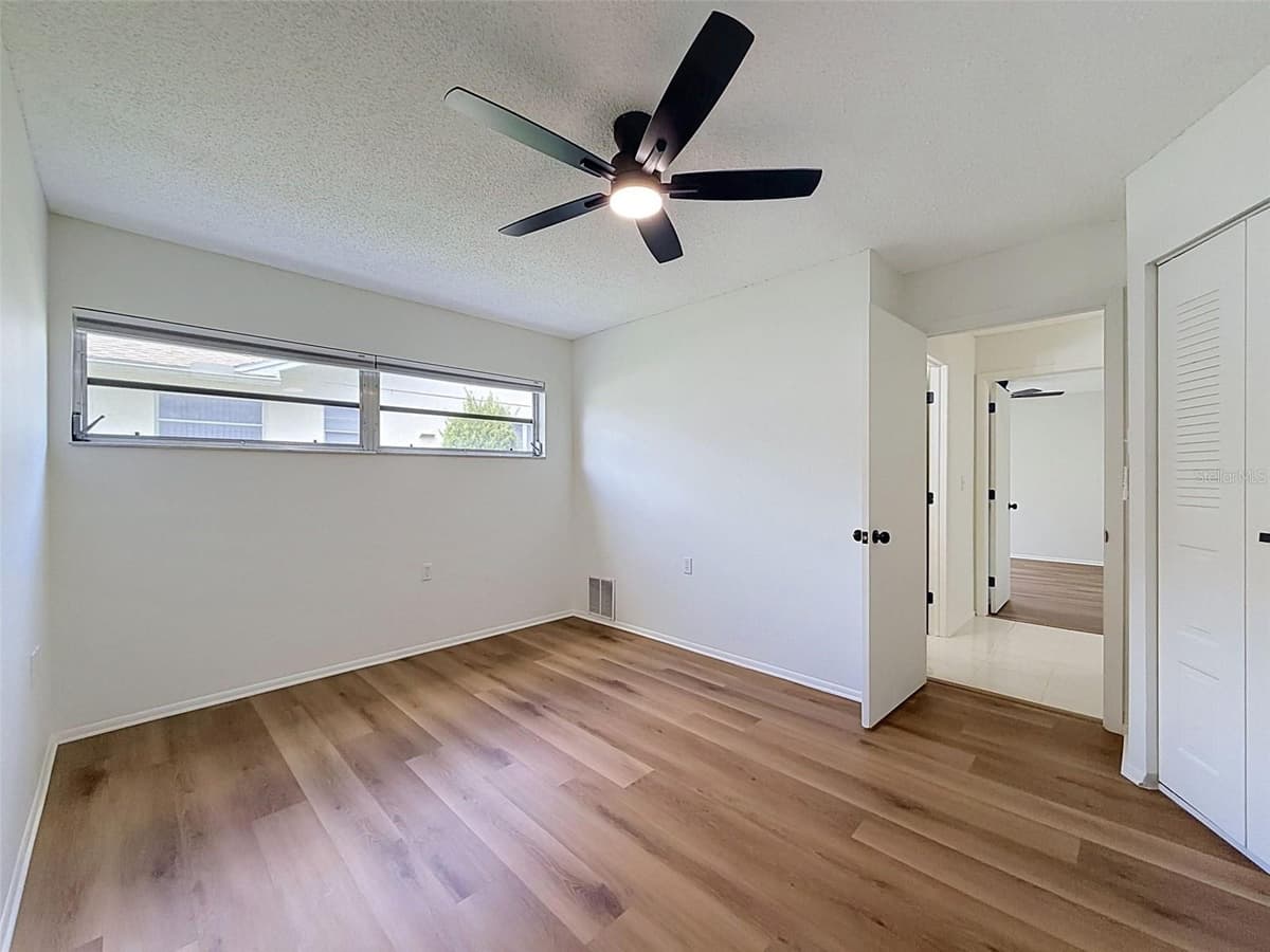 10819 LOS SANTOS DR — photo 14 of 22