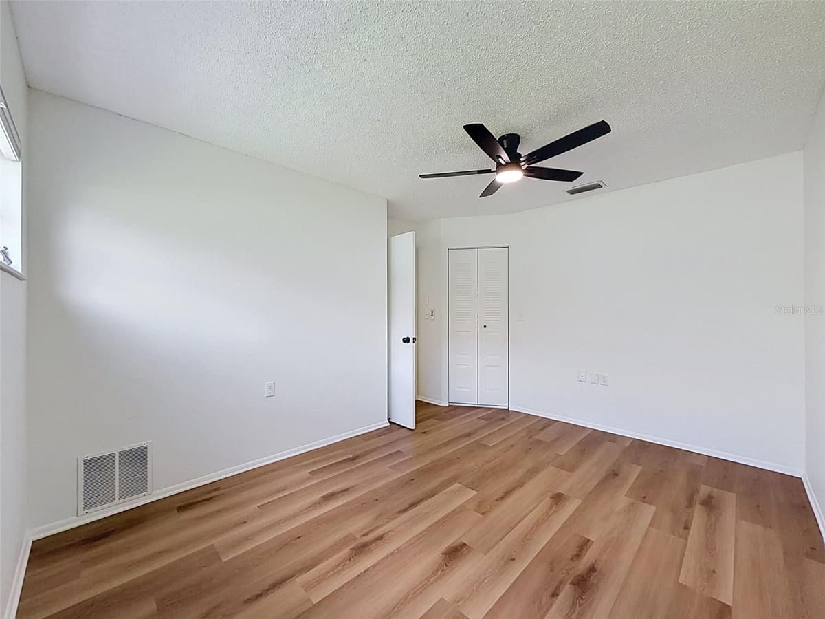 10819 LOS SANTOS DR — photo 15 of 22