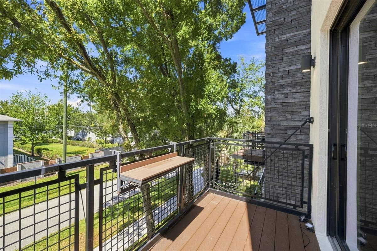 4810 MCELROY AVENUE — photo 7 of 42