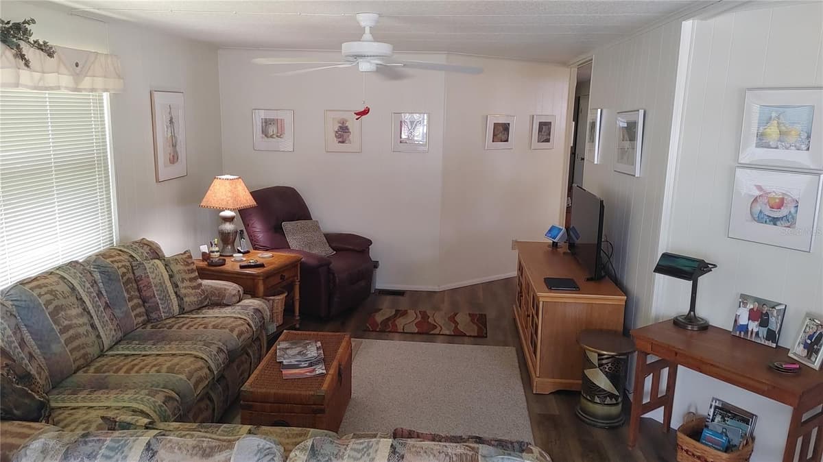104 CALADIUM STREET — photo 9 of 26