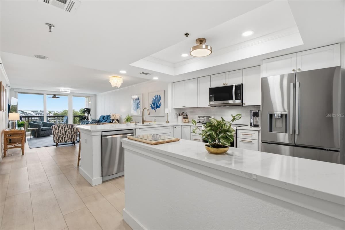 11590 SHIPWATCH DRIVE — photo 10 of 36