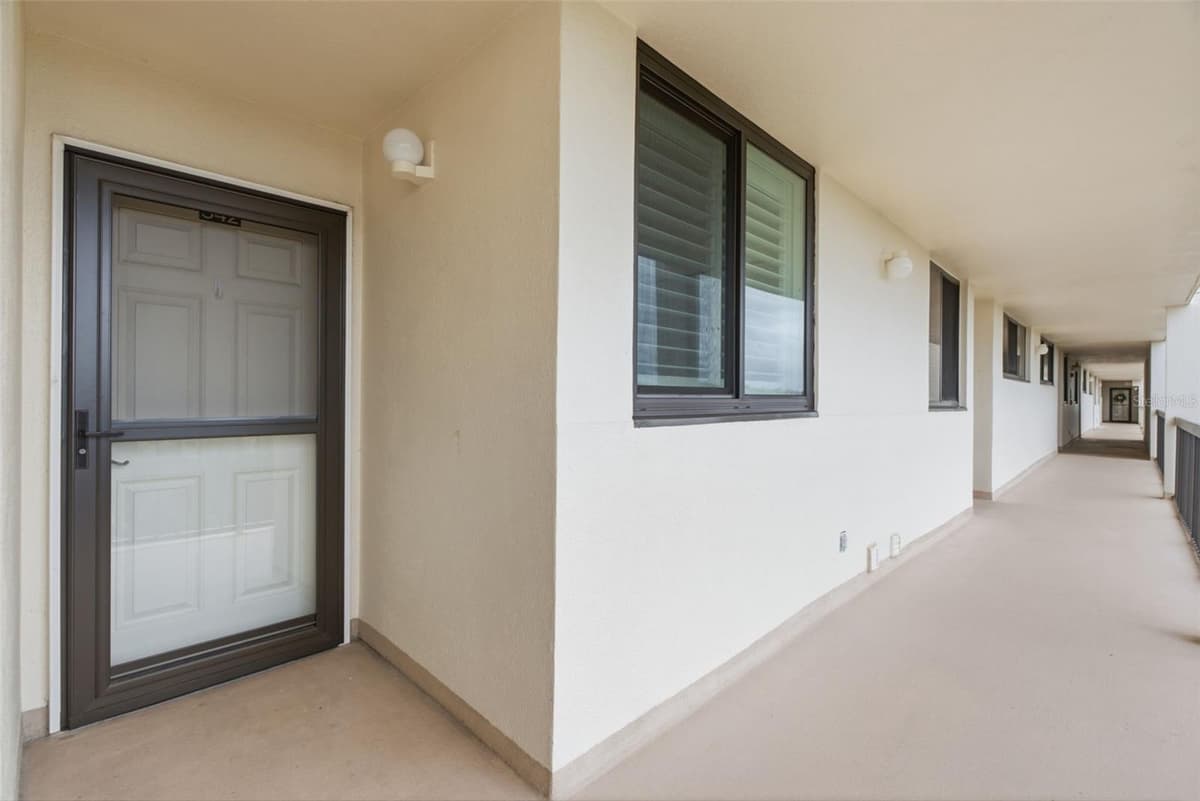 11590 SHIPWATCH DRIVE — photo 9 of 36