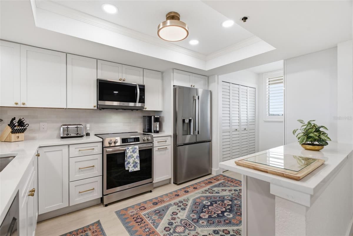 11590 SHIPWATCH DRIVE — photo 11 of 36