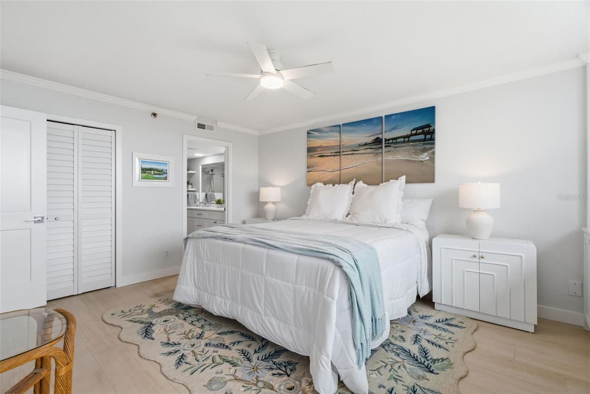 11590 SHIPWATCH DRIVE — photo 7 of 36