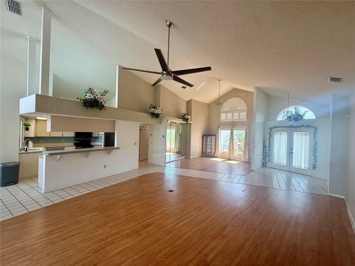 13558 SUMMERWOOD COURT — photo 10 of 42