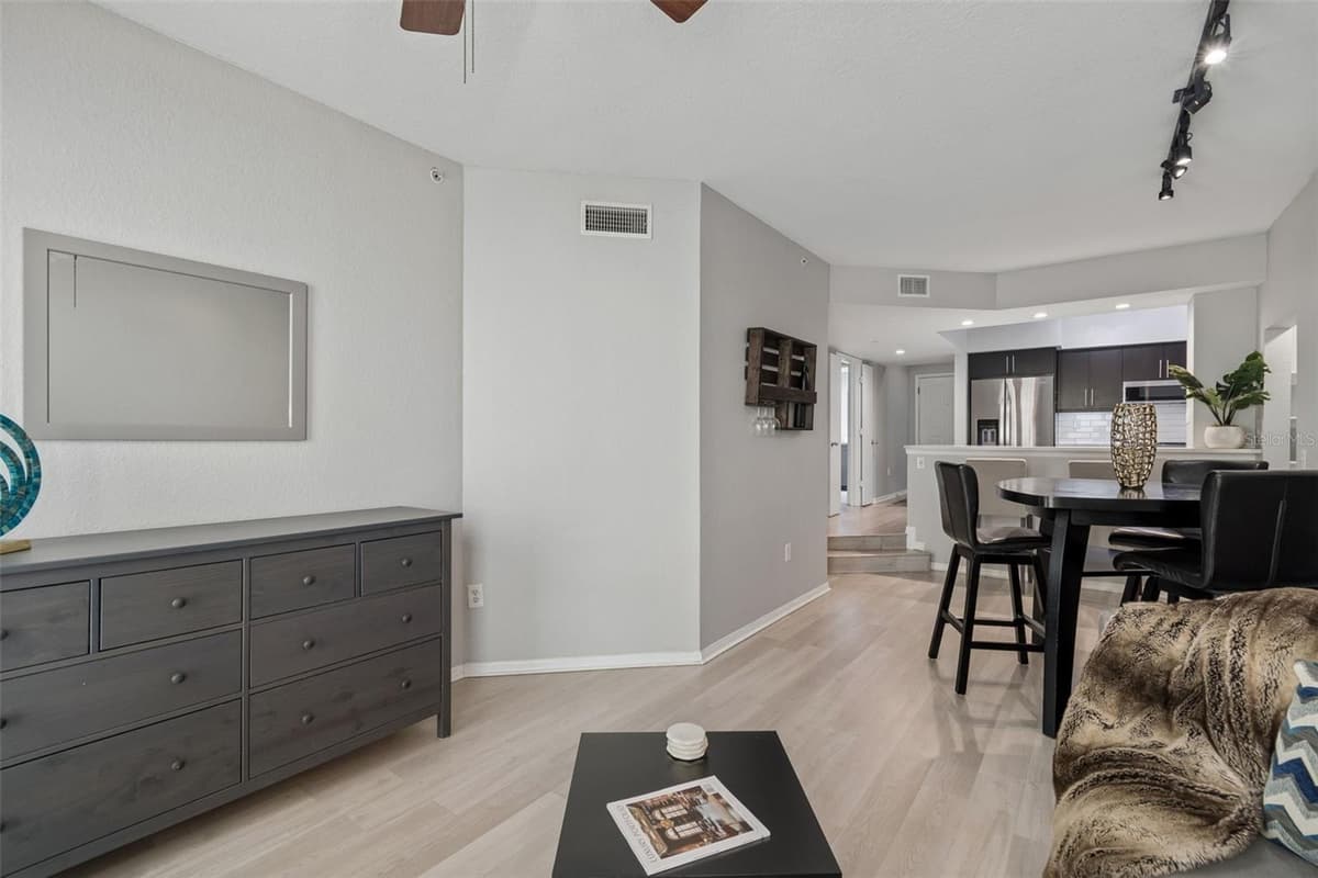 410 ARMENIA AVENUE — photo 15 of 44