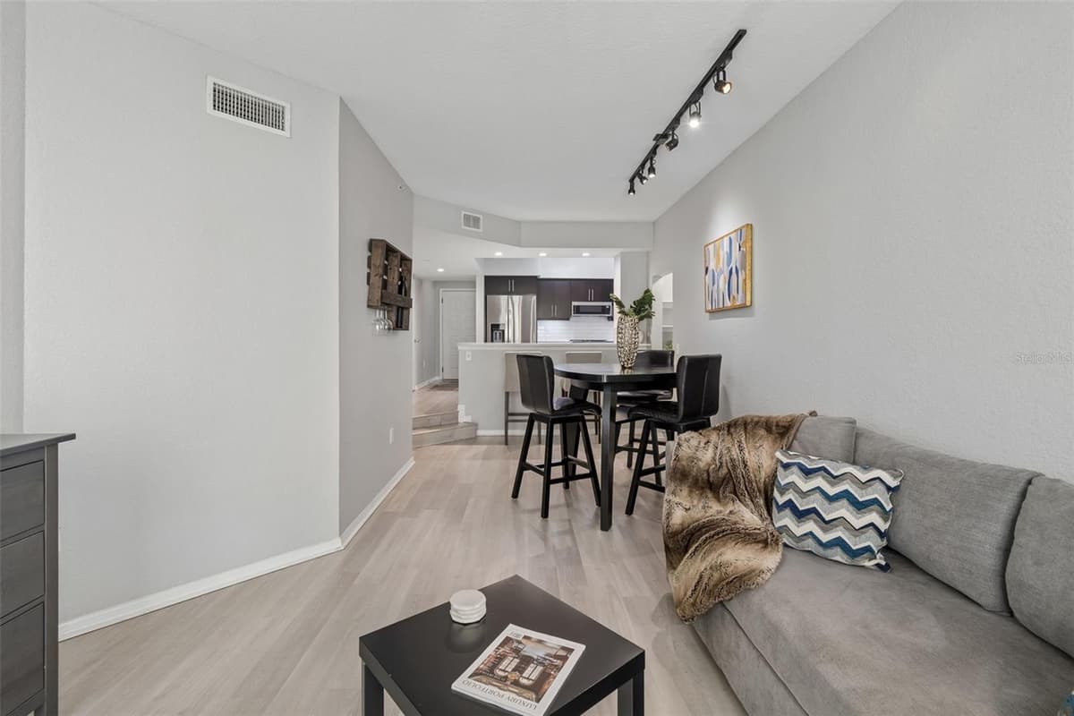 410 ARMENIA AVENUE — photo 16 of 44
