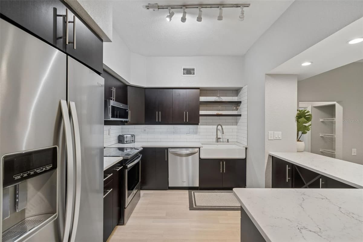 410 ARMENIA AVENUE — photo 10 of 44