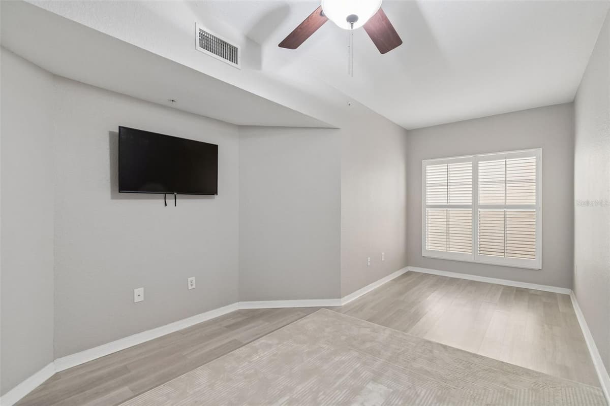 410 ARMENIA AVENUE — photo 30 of 44