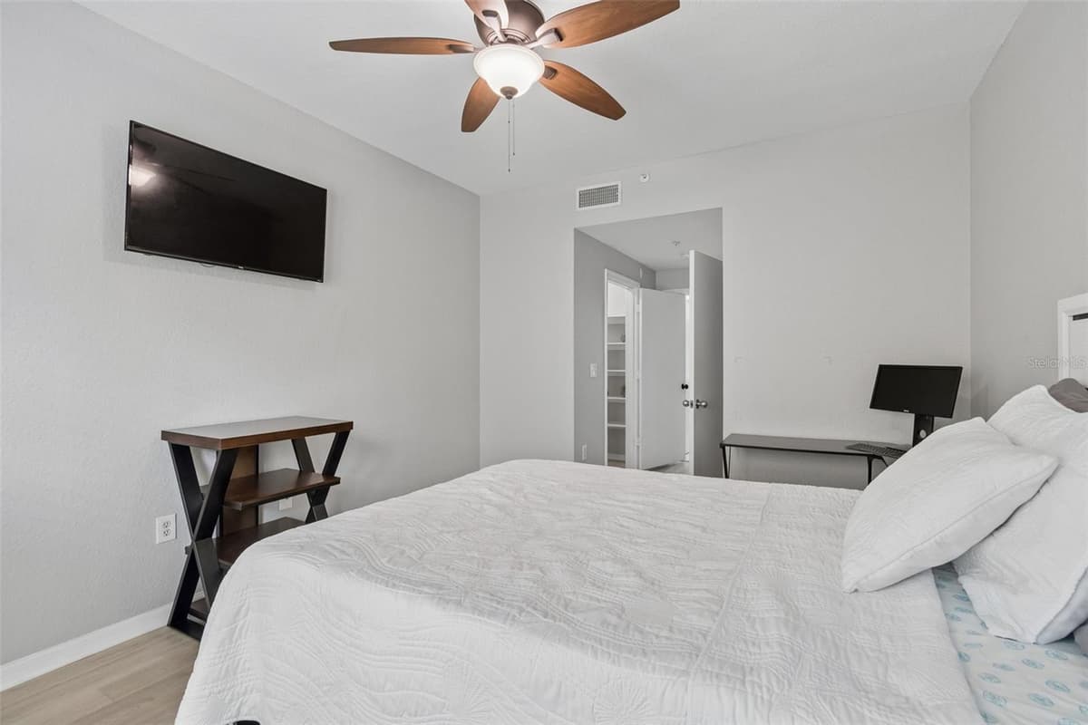 410 ARMENIA AVENUE — photo 25 of 44