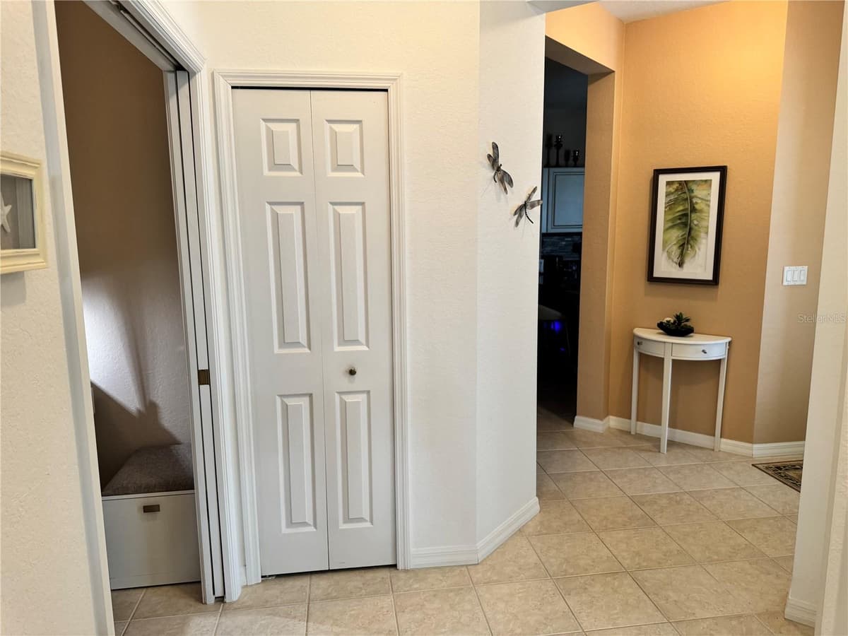 2427 MAGNOLIA CIRCLE — photo 36 of 82