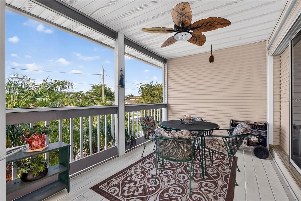 7611 MAKO DRIVE — photo 18 of 80
