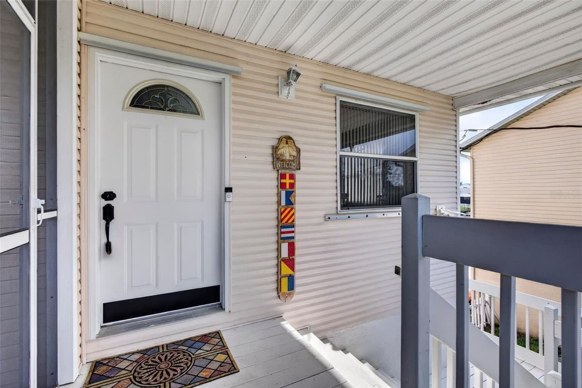 7611 MAKO DRIVE — photo 19 of 80