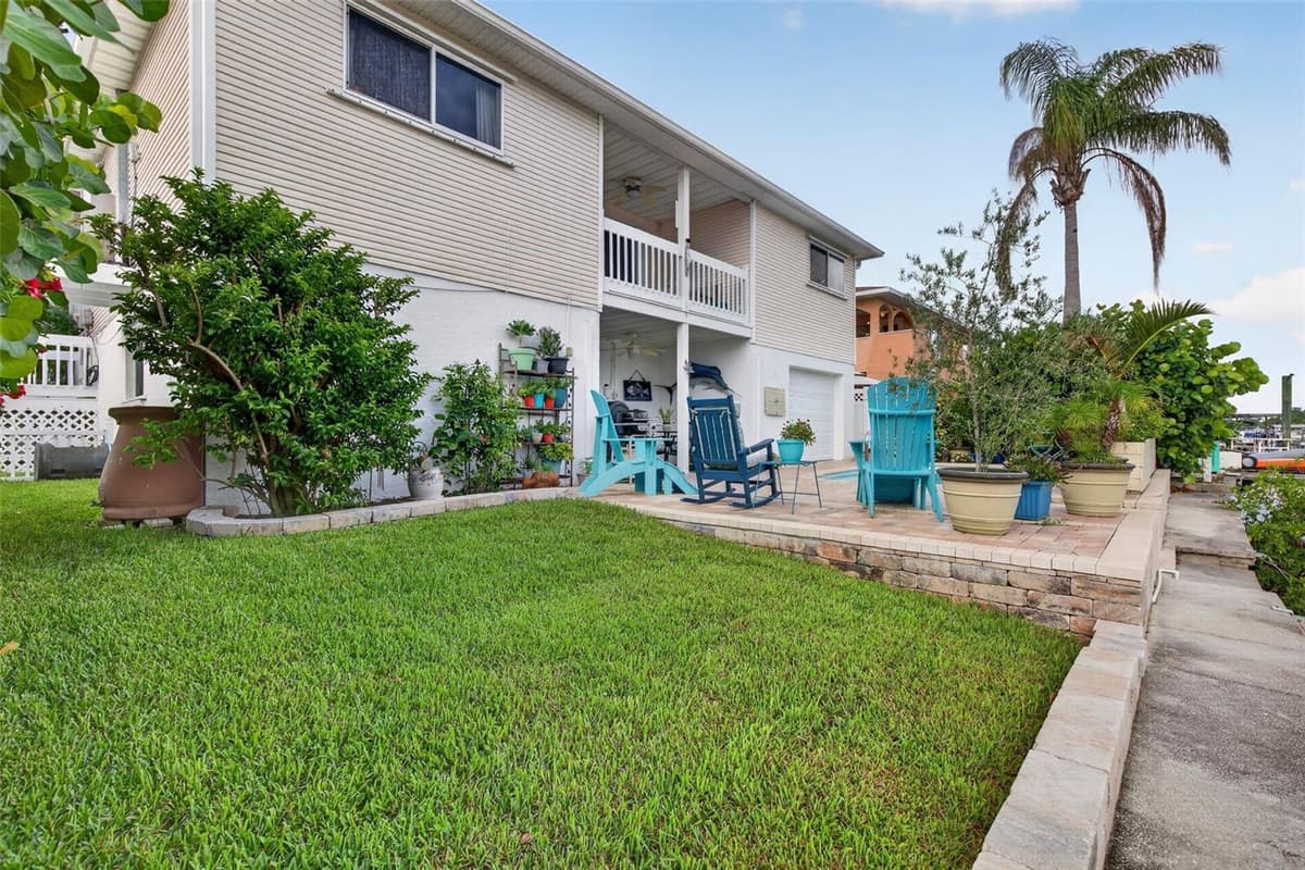 7611 MAKO DRIVE — photo 10 of 80