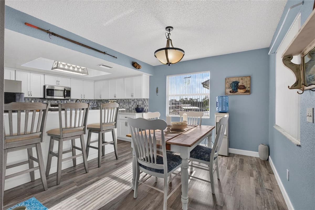 7611 MAKO DRIVE — photo 24 of 80