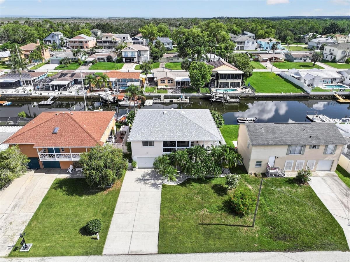 7611 MAKO DRIVE — photo 68 of 80