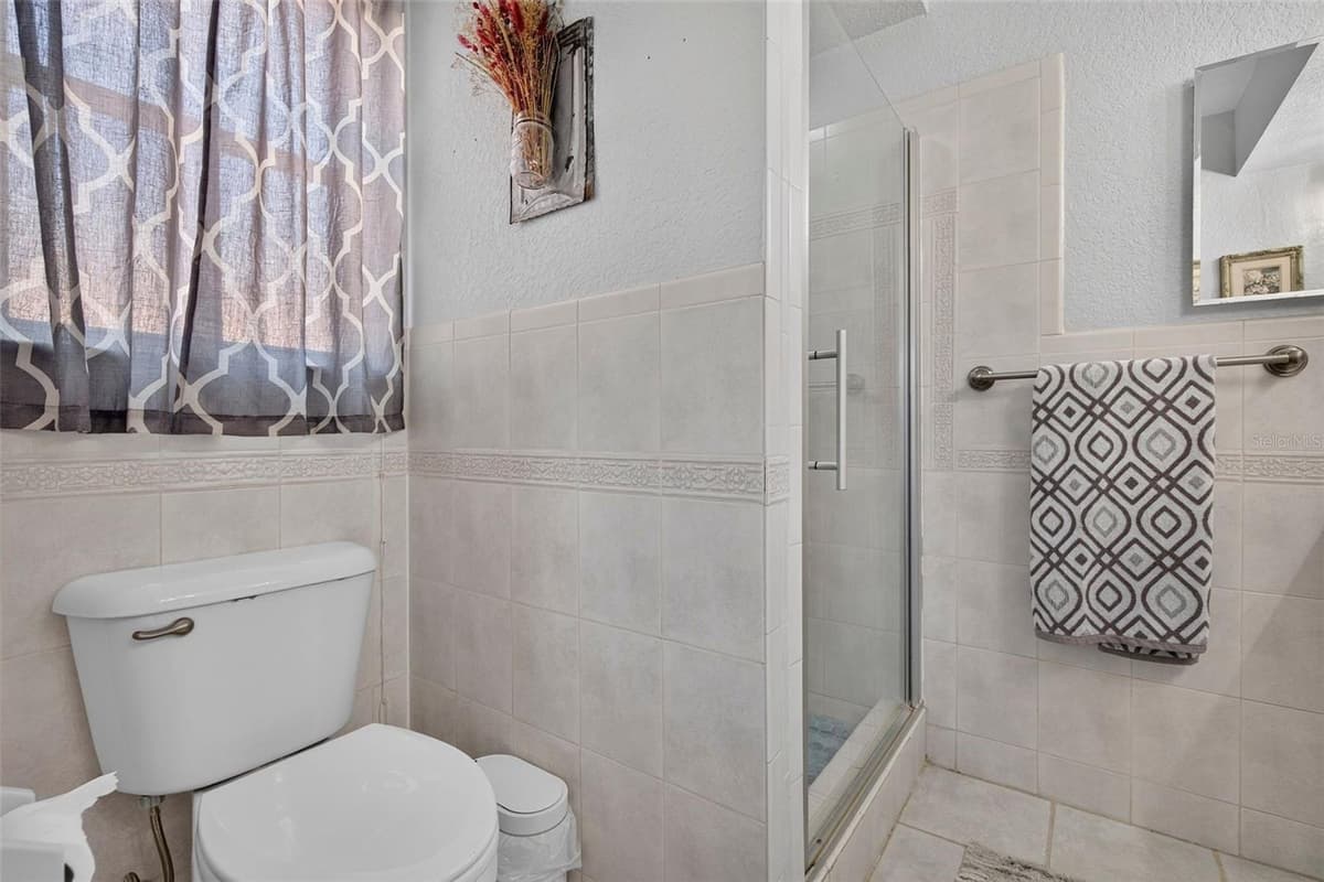 7611 MAKO DRIVE — photo 37 of 80