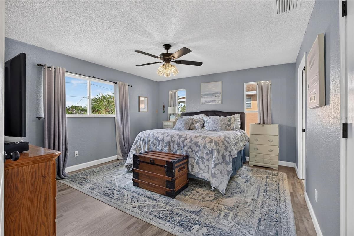 7611 MAKO DRIVE — photo 33 of 80