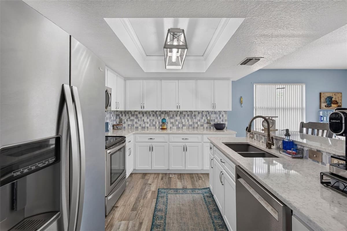 7611 MAKO DRIVE — photo 29 of 80