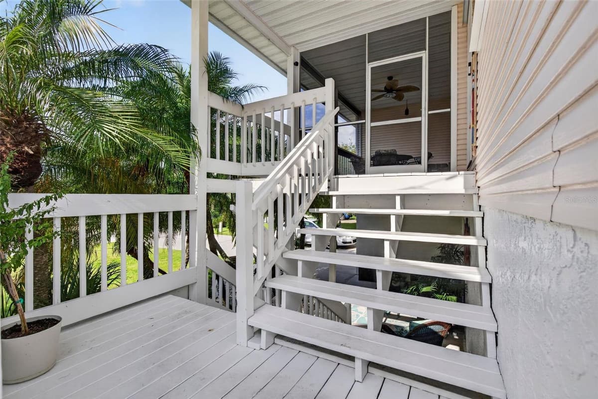 7611 MAKO DRIVE — photo 16 of 80