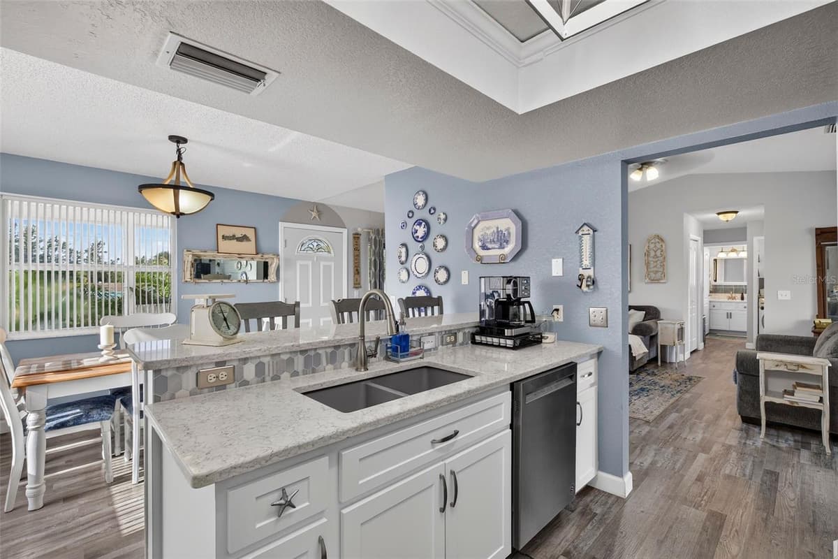 7611 MAKO DRIVE — photo 28 of 80