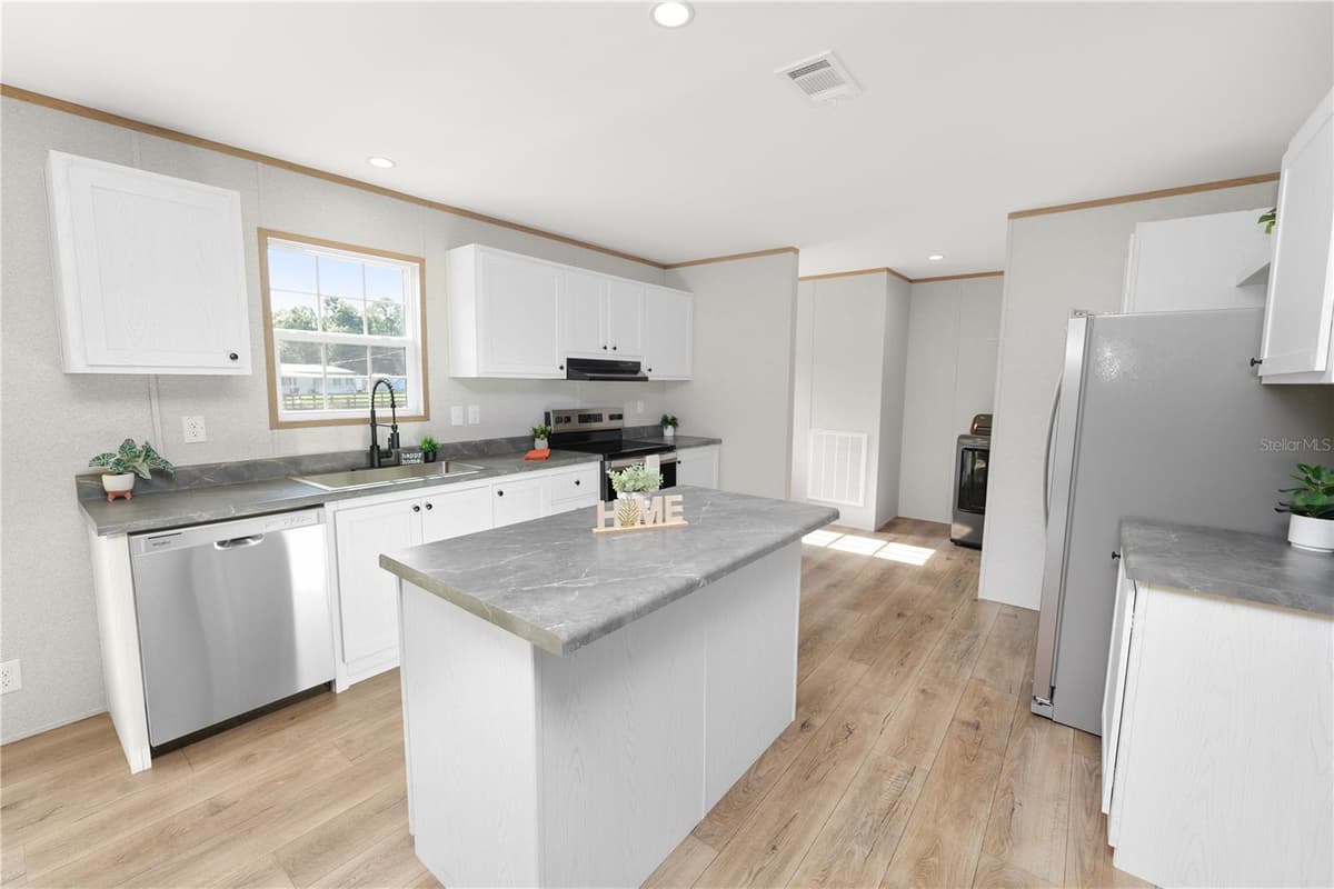 7103 GLEN MEADOW DRIVE — photo 19 of 62