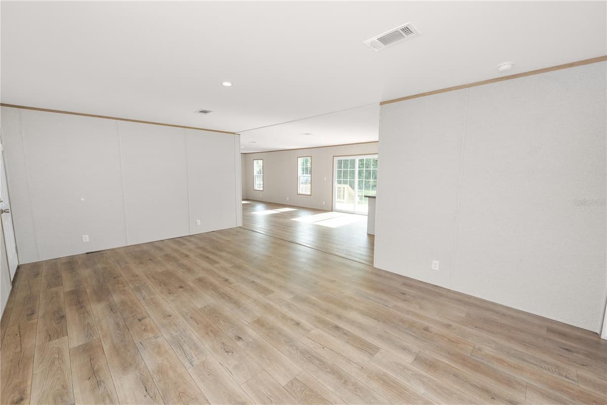 7103 GLEN MEADOW DRIVE — photo 14 of 62