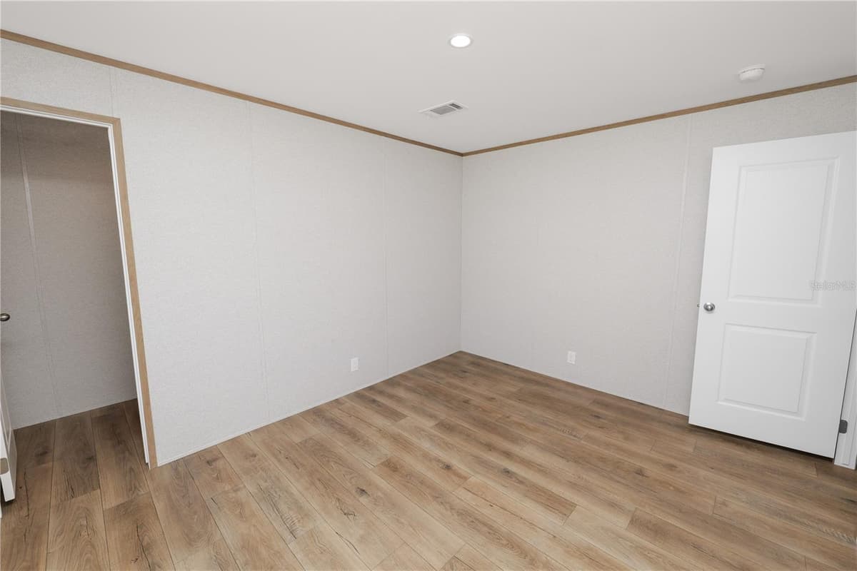 7103 GLEN MEADOW DRIVE — photo 42 of 62