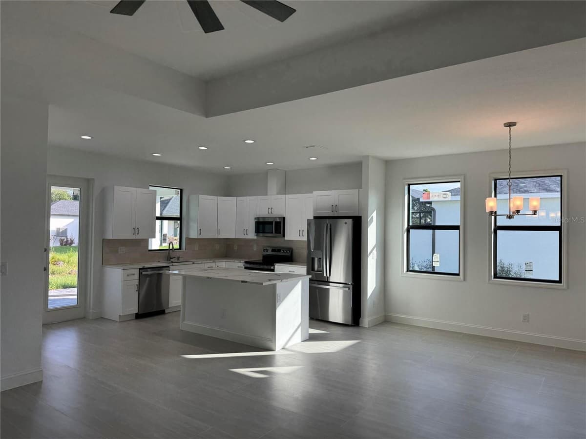 9309 ZORN STREET — photo 9 of 16