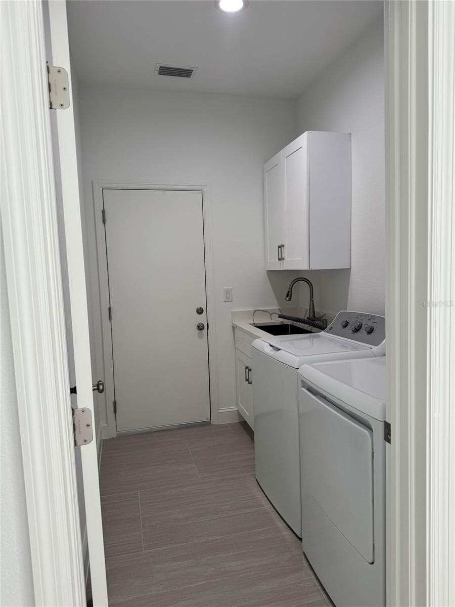 9309 ZORN STREET — photo 12 of 16