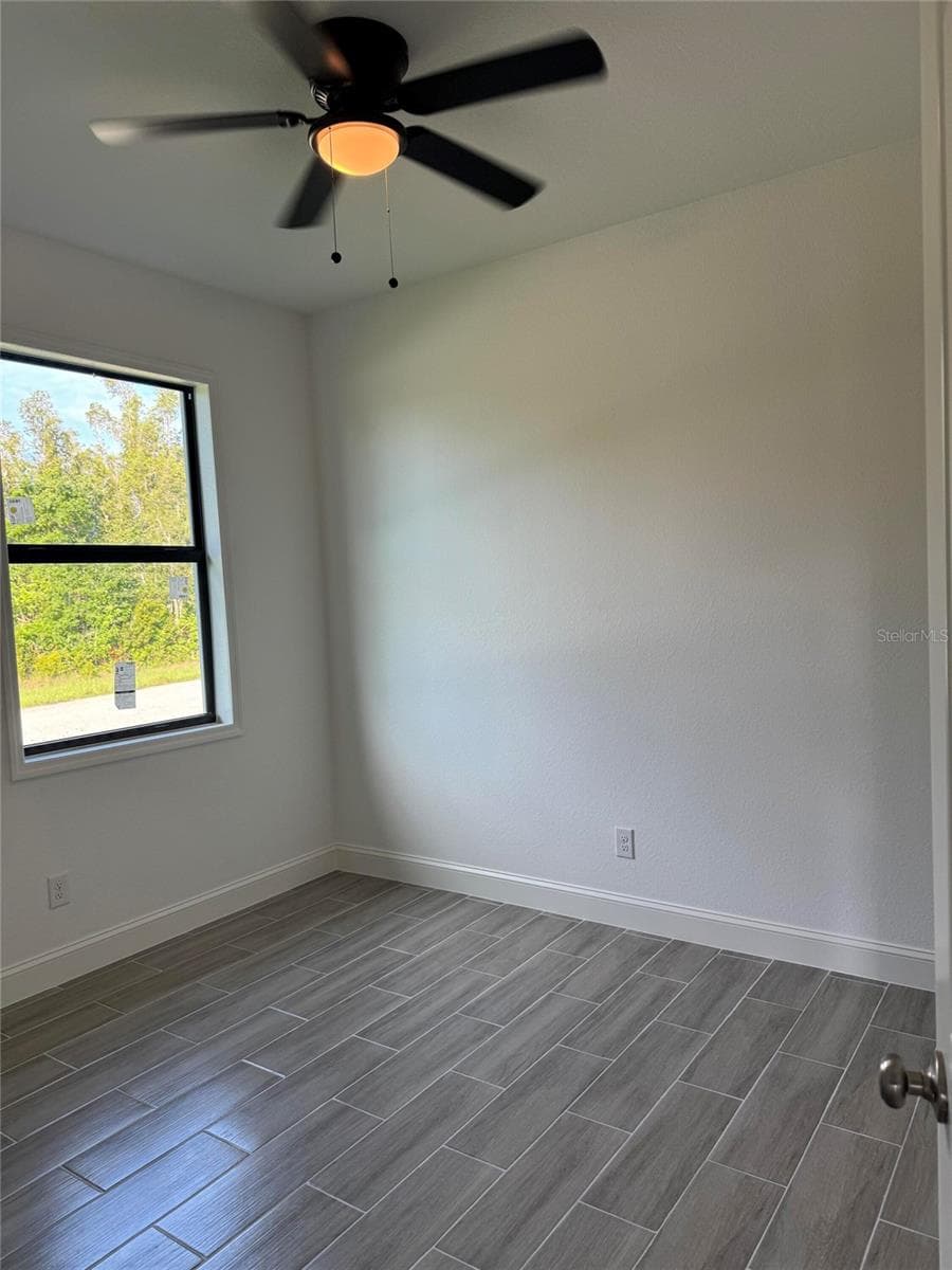 9309 ZORN STREET — photo 13 of 16