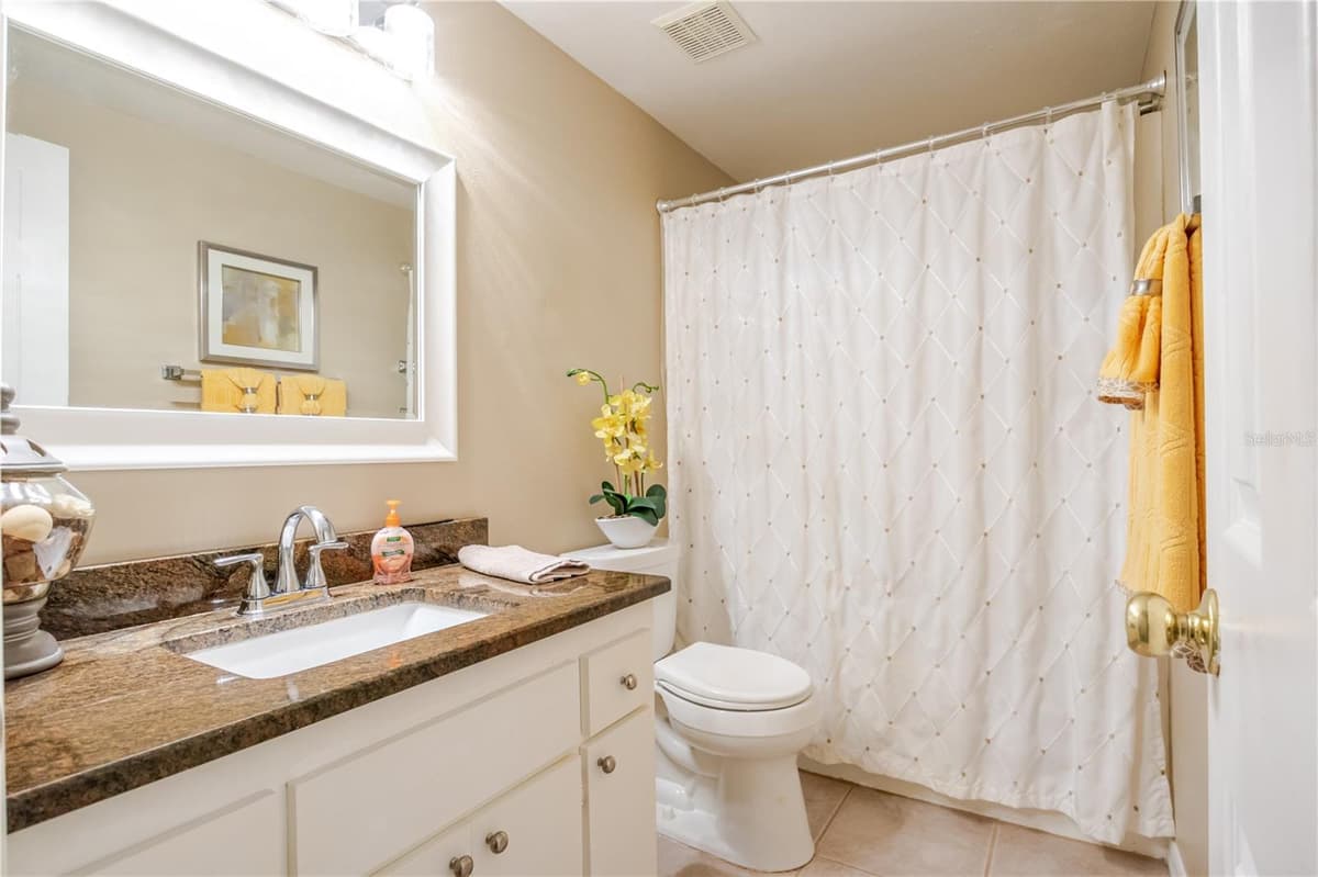 10118 HUNTERS POINT COURT — photo 20 of 38
