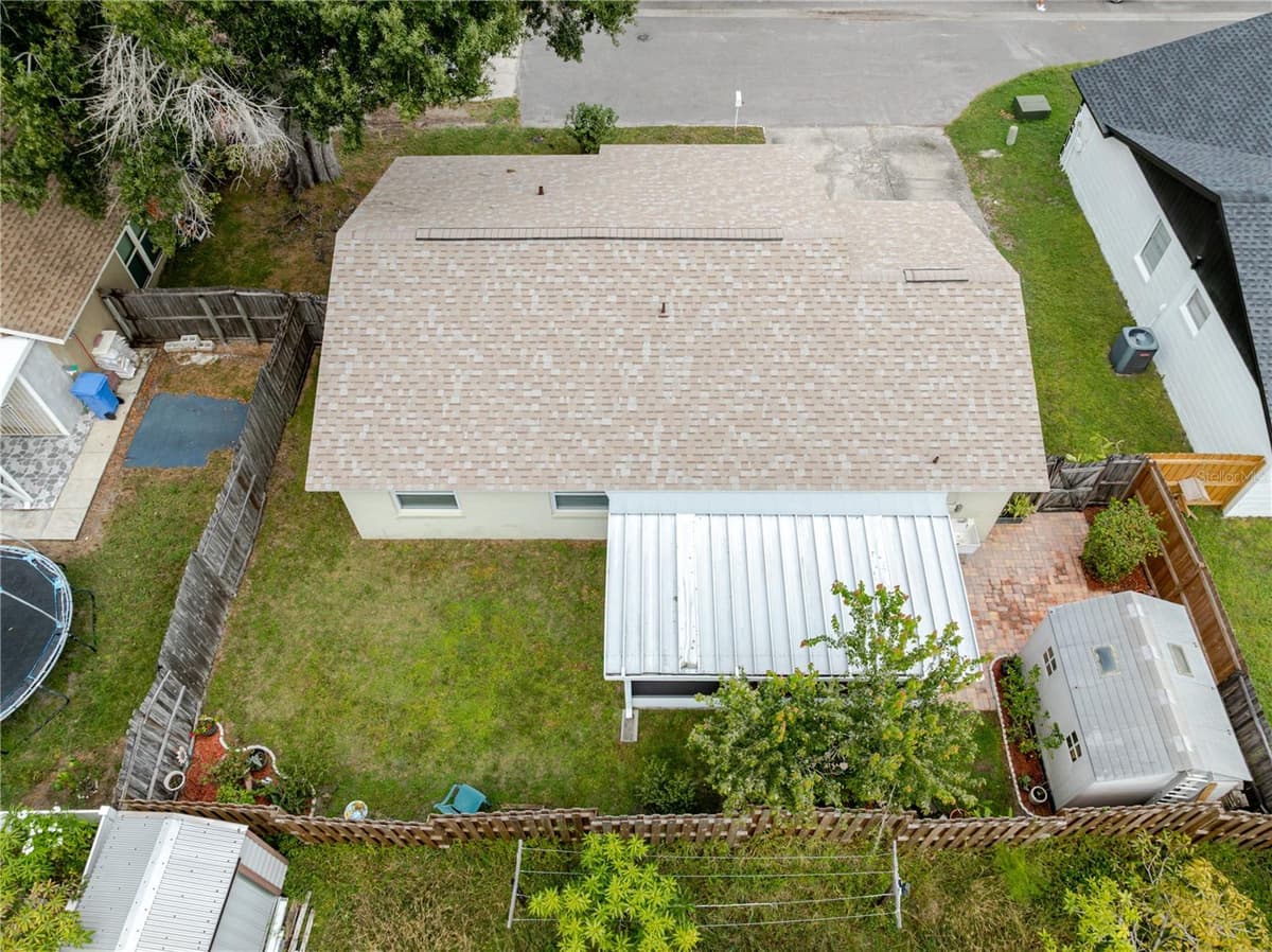 10118 HUNTERS POINT COURT — photo 32 of 38