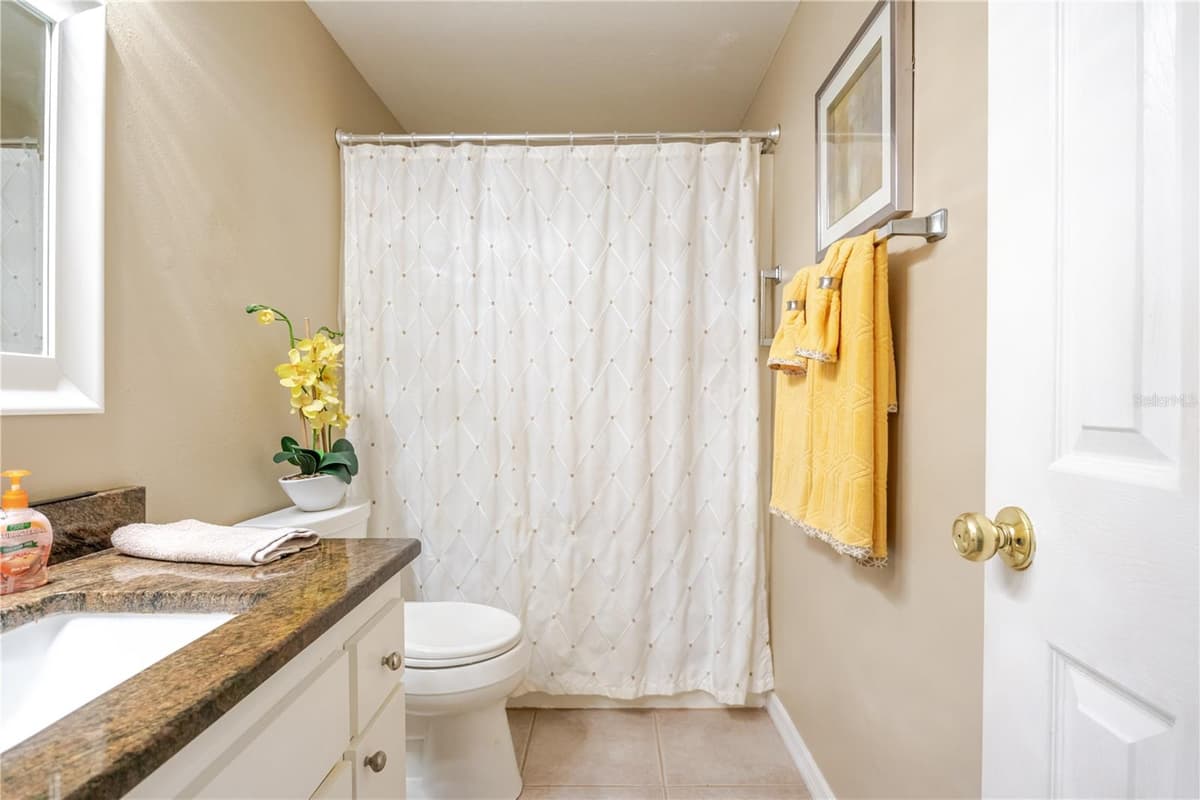 10118 HUNTERS POINT COURT — photo 21 of 38