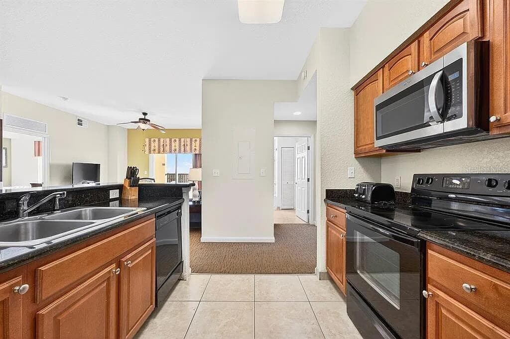 8101 RESORT VILLAGE DRIVE — photo 3 of 5