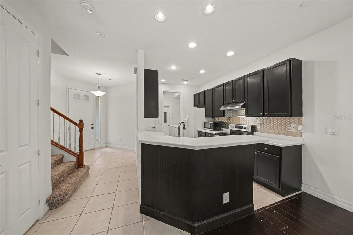 7422 TERRACE RIVER DRIVE — photo 11 of 30