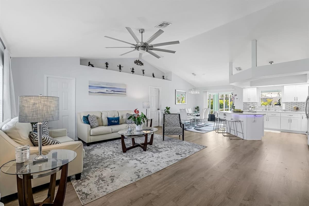 28 21ST AVENUE — photo 4 of 38