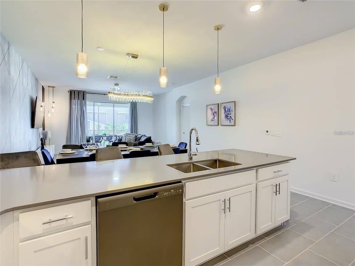 8853 CABOT CLIFFS DRIVE — photo 4 of 41