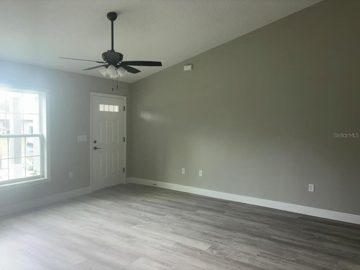 651 BANCROFT DRIVE — photo 9 of 30