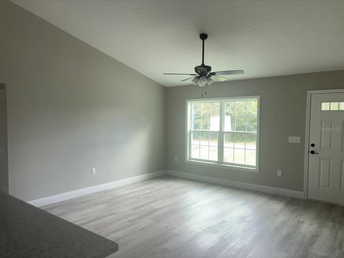 651 BANCROFT DRIVE — photo 8 of 30