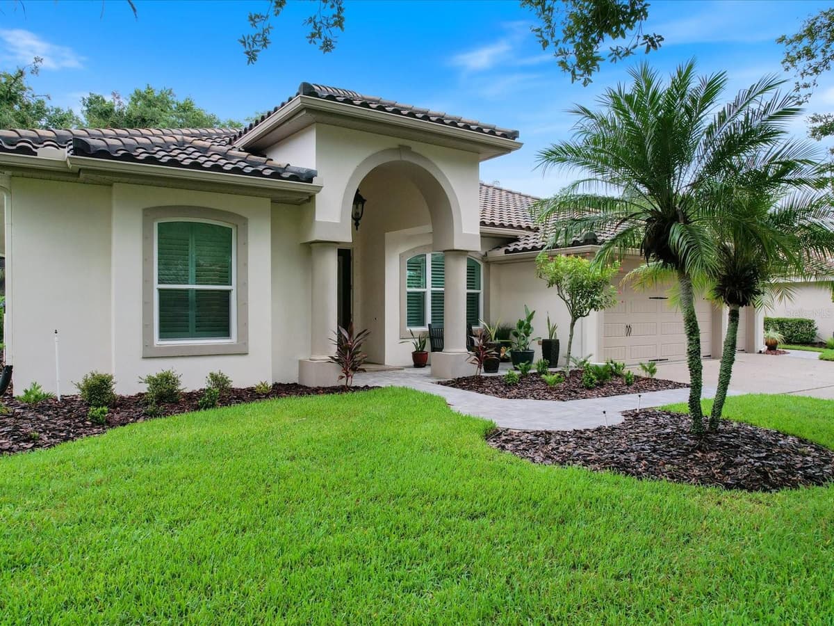 4987 CROSS POINTE DRIVE — photo 3 of 63