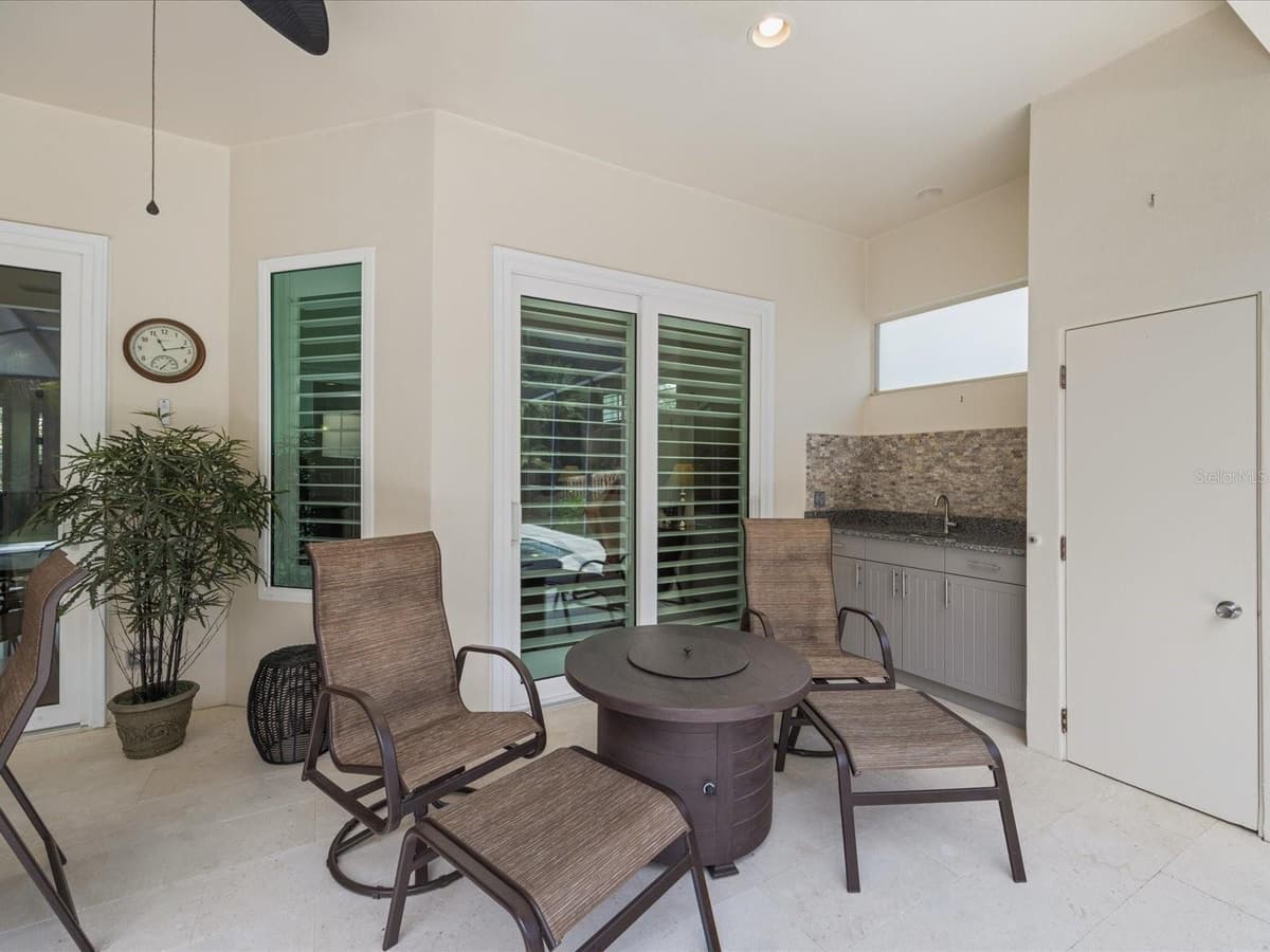 4987 CROSS POINTE DRIVE — photo 46 of 63