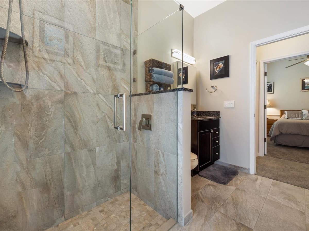 4987 CROSS POINTE DRIVE — photo 20 of 63