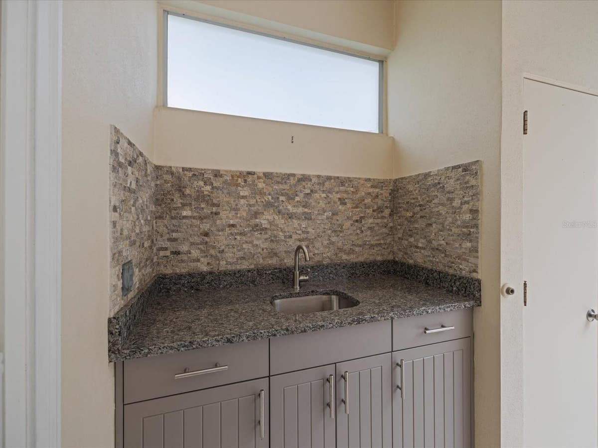 4987 CROSS POINTE DRIVE — photo 47 of 63