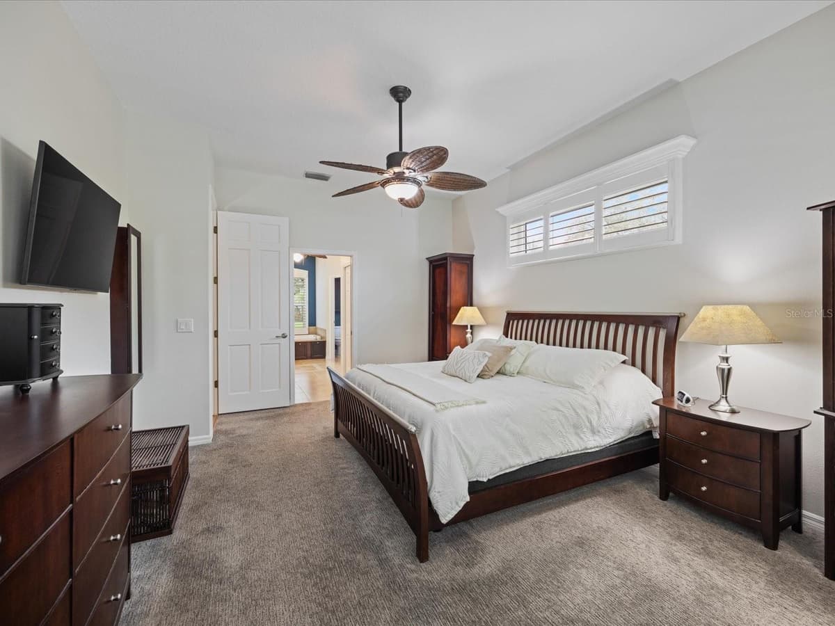 4987 CROSS POINTE DRIVE — photo 13 of 63